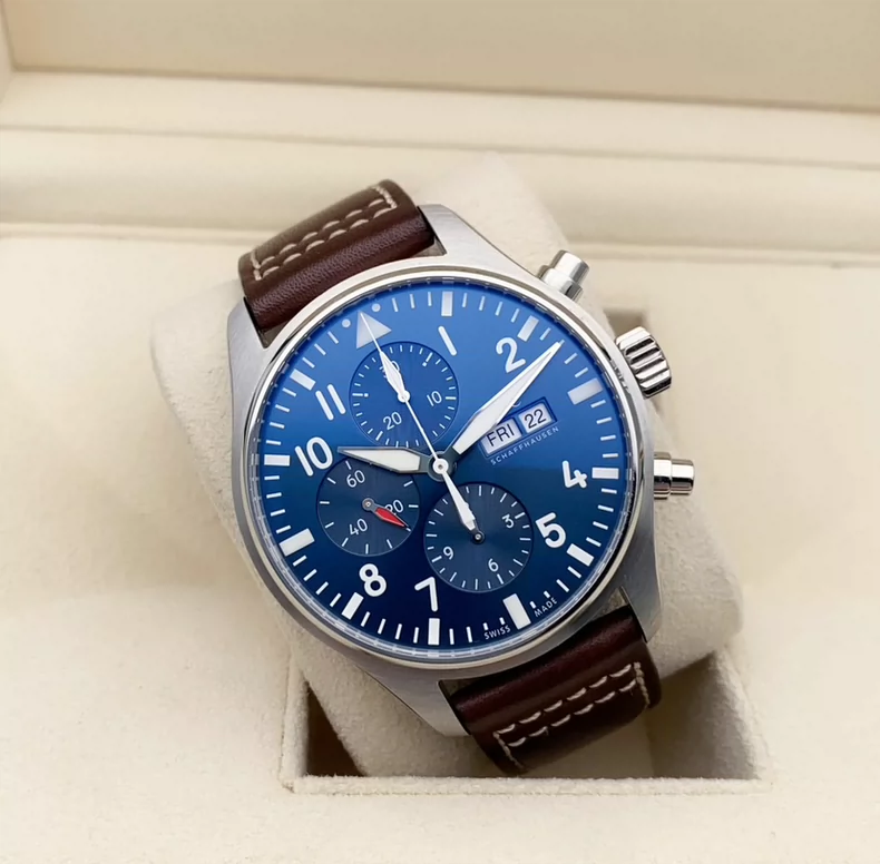 IWC Pilot's Series IW377714 Men's Automatic Mechanical Watch-2