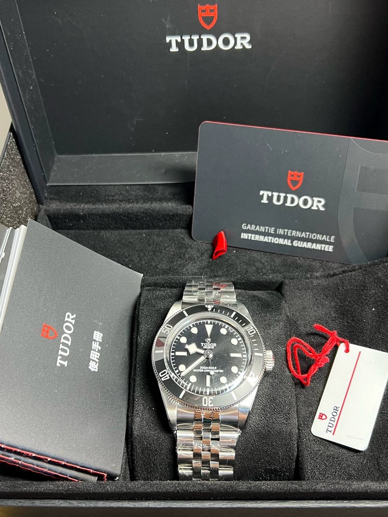 Tudor Biwan Series M7941A1A0NU-0003 Watch (second hand)